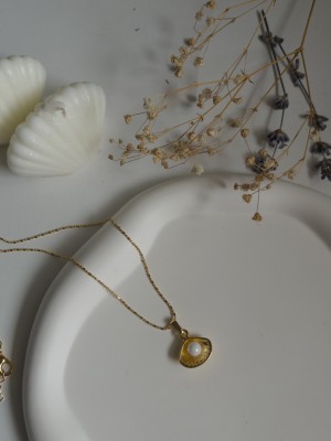 Handmade Pirinç Üzeri Altın Kaplama Istiridye Kadın Kolye - Oyster