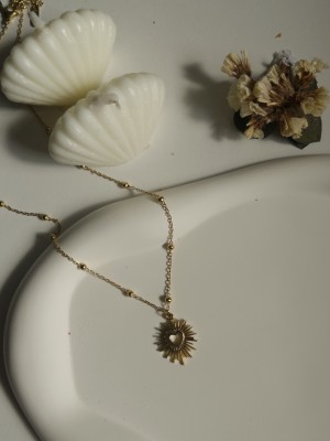 Çelik Kalp Figürlü Kadın Kolye Heart Beat - Gold