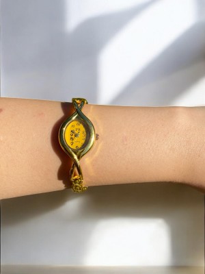 Kadın İnce Kordonlu Vintage Metal Kasa Gold Kol Saat 4