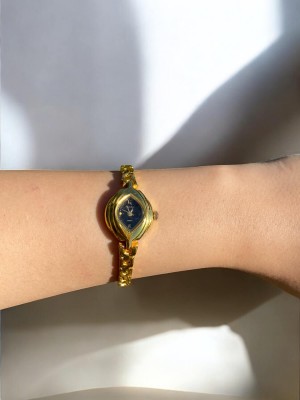 Kadın İnce Kordonlu Vintage Metal Kasa Gold Kol Saat 5