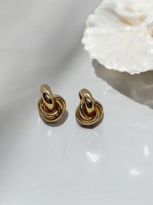 Gold Düğme Kadın Küpe