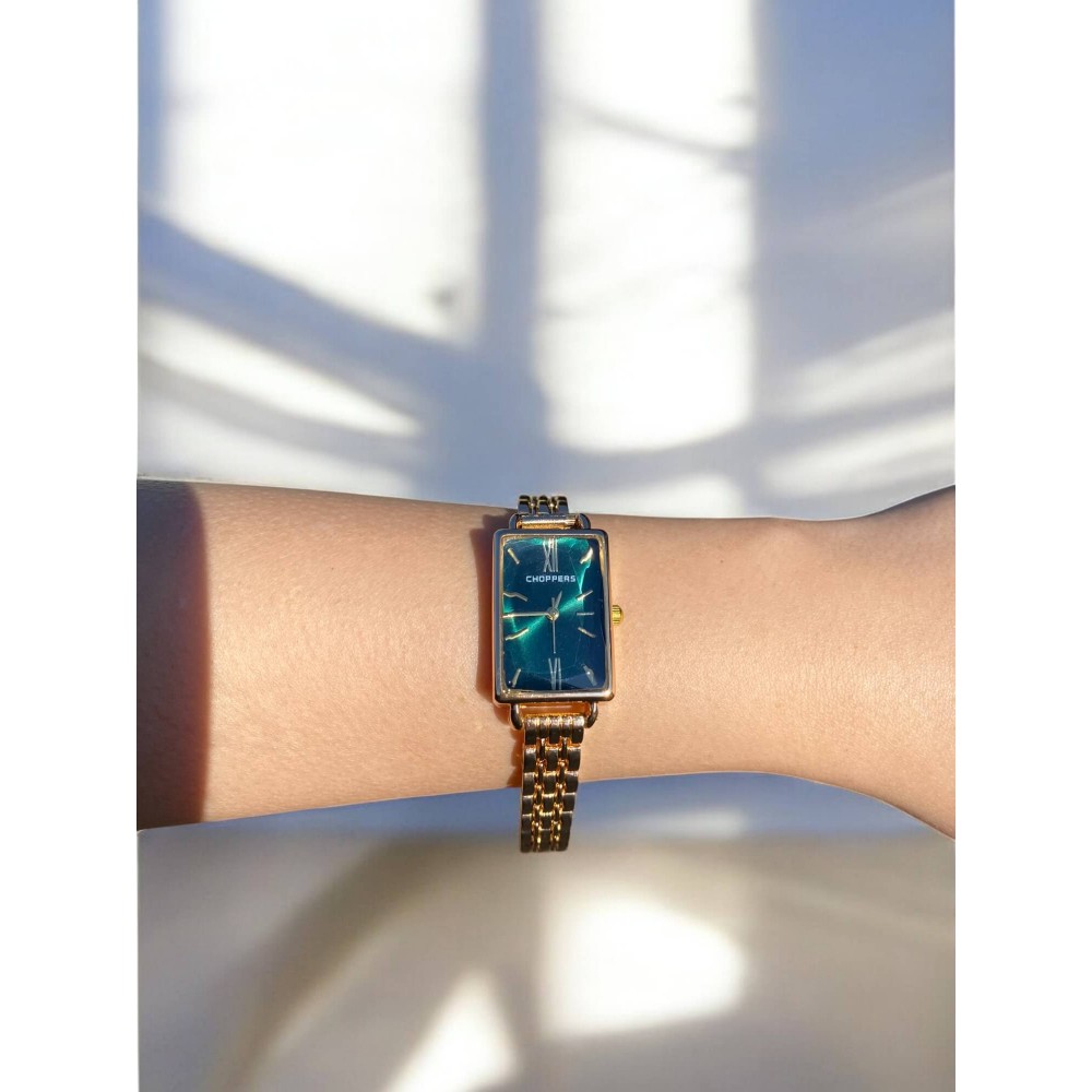 Dikdörtgen Zümrüt Yeşili Kadranlı Gold Kordonlu Kadın Vintage Saat-11