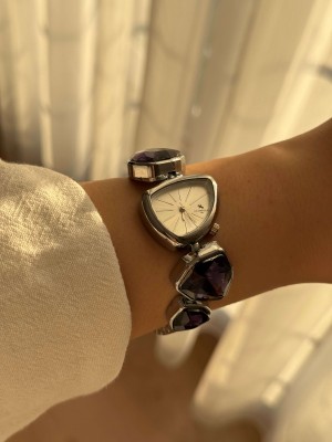 Kadın Gümüş Renk Şık Mor Taşlı Kol Saati 23