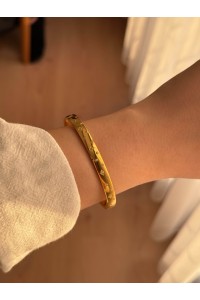 Beyaz Taşlı Kuzey Yıldızı Motifli Çelik Gold Kelepçe Bileklik