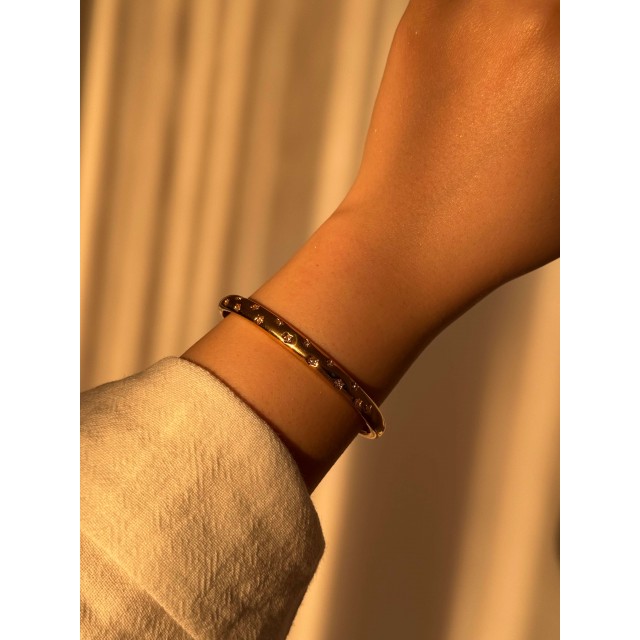 Beyaz Taşlı Yıldız Motifli Çelik Gold Bileklik Beyaz Taşlı Yıldız Motifli Çelik Gold Bileklik