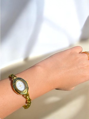 Kadın İnce Kordonlu Vintage Metal Kasa Gold Kol Saat 1