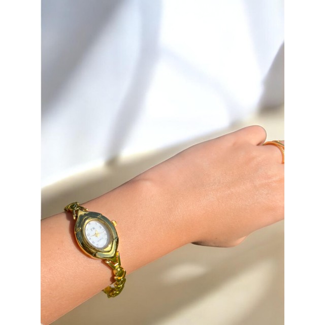 Kadın İnce Kordonlu Vintage Metal Kasa Gold Kol Saat 1 Kadın İnce Kordonlu Vintage Metal Kasa Gold Kol Saat 1