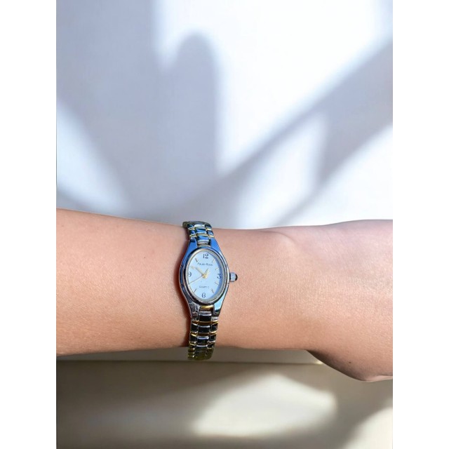 Kadın İnce Kordonlu Vintage Metal Kasa Silver Kol Saati 4 Kadın İnce Kordonlu Vintage Metal Kasa Silver Kol Saati 4