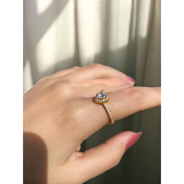 Beyaz Kalpli Taşlı Kadın Zarif Yüzük