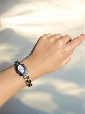 Kadın İnce Kordonlu Vintage Metal Kasa Silver Kol Saati 6