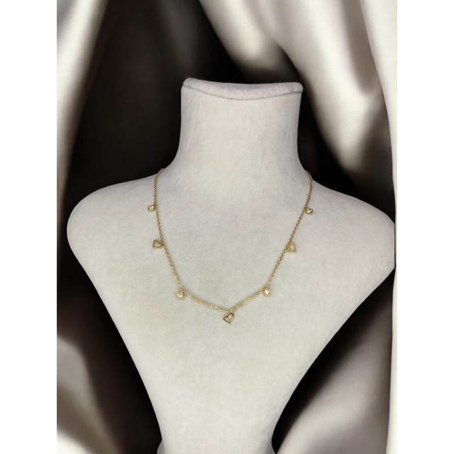 Çelik Minik Kalp Figürlü Zarif Charmlı Kadın Kolye Çelik Minik Kalp Figürlü Zarif Charmlı Kadın Kolye