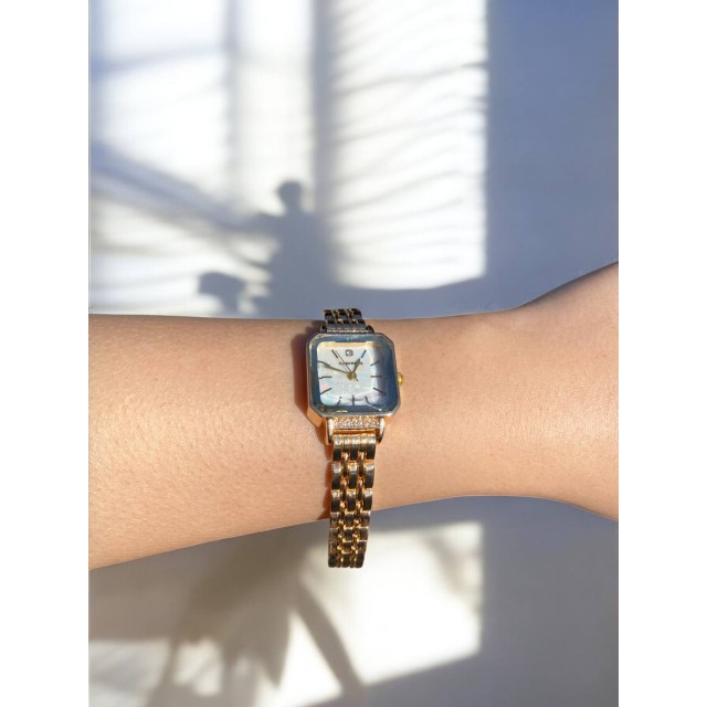 Kare Kadranlı Gold Kordonlu Kadın Vintage Saat-13 Kare Kadranlı Gold Kordonlu Kadın Vintage Saat-13