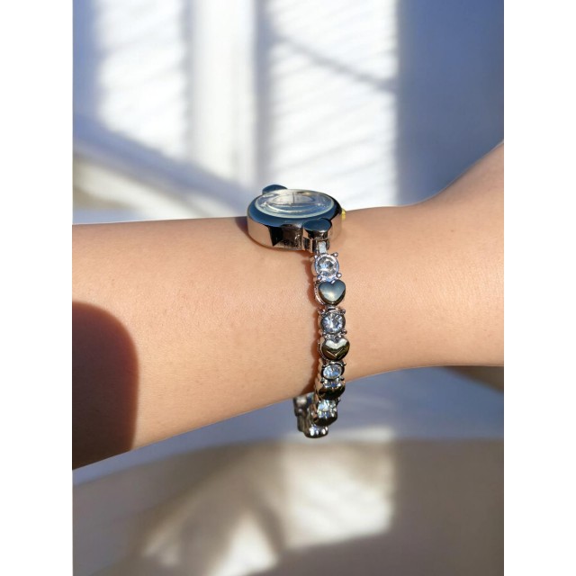 Yuvarlak Kadranlı Silver İnce Kalpli Kordonlu Kadın Vintage Saat-16 Yuvarlak Kadranlı Silver İnce Kalpli Kordonlu Kadın Vintage Saat-16