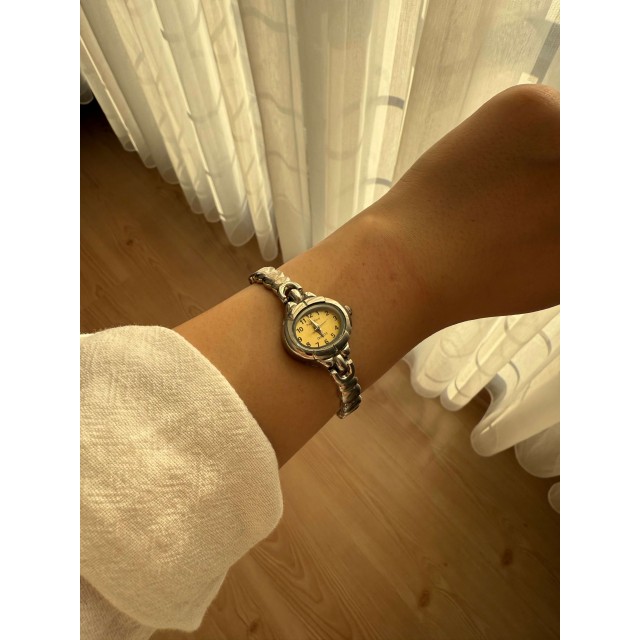 Kadın İnce Kordonlu Vintage Metal Kasa Gümüş Minimal Kol Saati 17 Kadın İnce Kordonlu Vintage Metal Kasa Gümüş Minimal Kol Saati 17