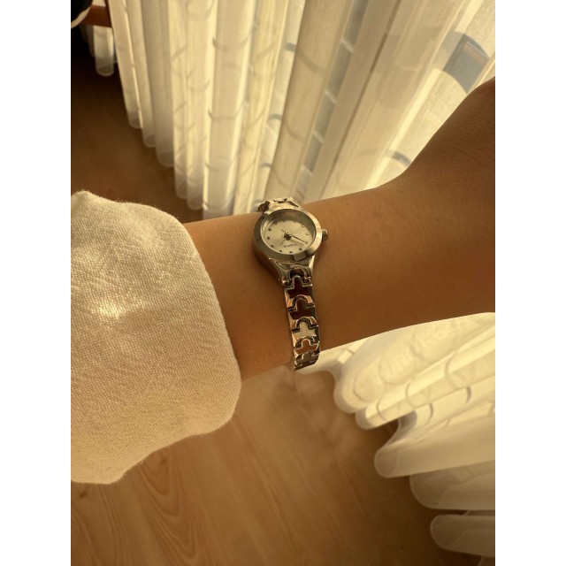 Kadın İnce Kordonlu Vintage Çelik Kasa Gümüş Minimal Kol Saati 21