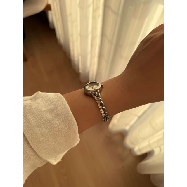 Kadın İnce Kordonlu Vintage Metal Kasa Gümüş Minimal Kol Saati 18