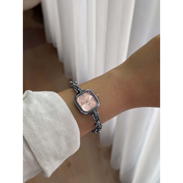 Kadın Kare Kadran Zincir Kordonlu Gümüş Tiffany Kol Saati 26