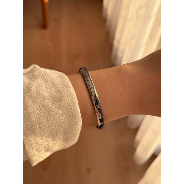 Beyaz Taşlı Yıldız Motifli Çelik Gümüş Kelepçe Bileklik