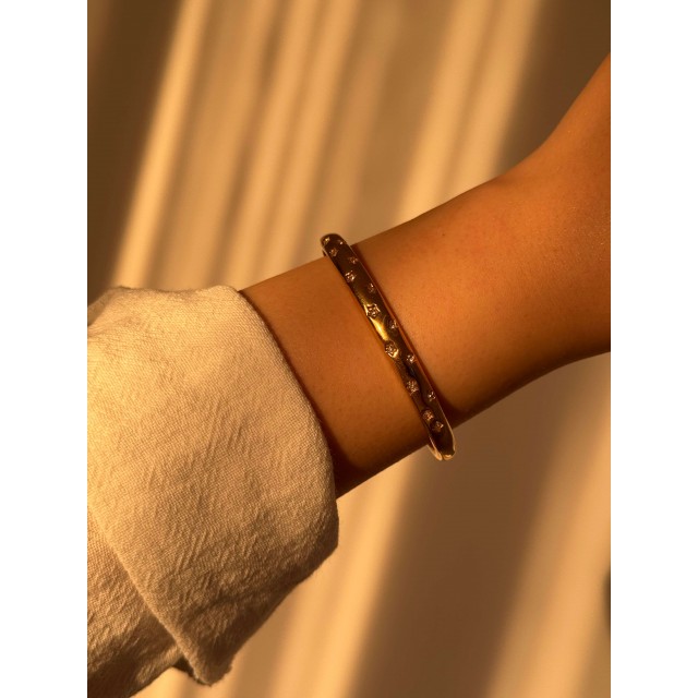 Beyaz Taşlı Yıldız Motifli Çelik Gold Bileklik Beyaz Taşlı Yıldız Motifli Çelik Gold Bileklik