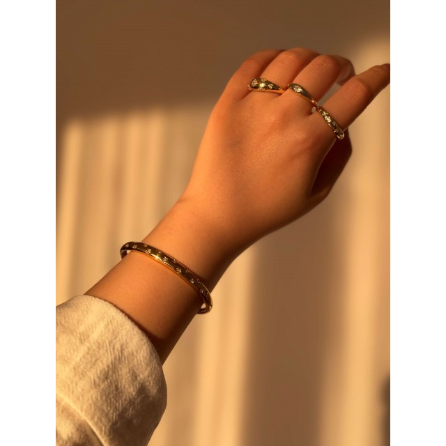 Beyaz Taşlı Yıldız Motifli Çelik Gold Ayarlanabilir İnce Yüzük