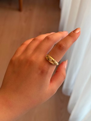 Beyaz Taşlı Yıldız Motifli Çelik Gold Ayarlanabilir Kalın Yüzük