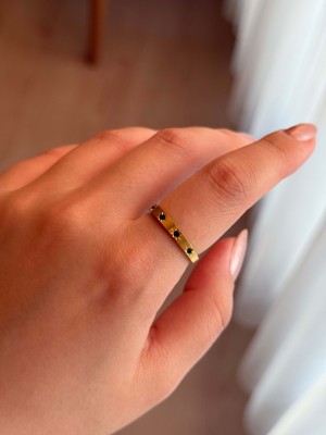 Zümrüt Yeşili Taşlı Kuzey Yıldızı Motifli Çelik Gold Yüzük