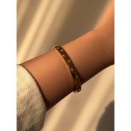 Beyaz Taşlı Yıldız Motifli Çelik Gold Kelepçe Bileklik