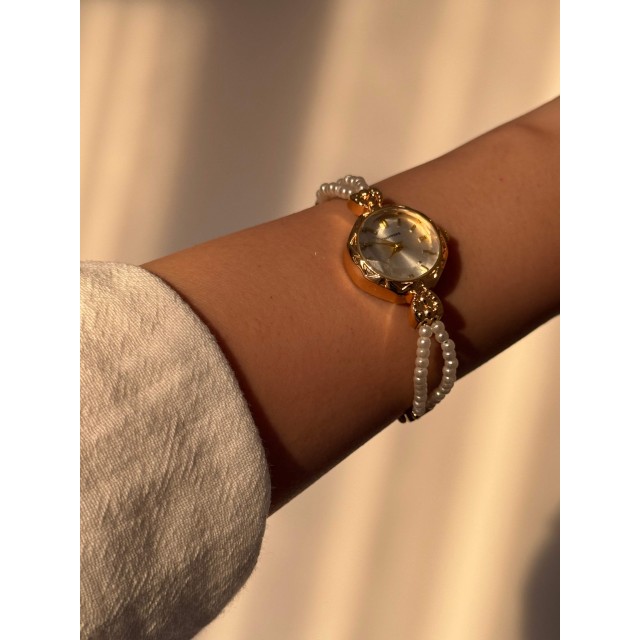 Yuvarlak Beyaz Kadranlı Altın İnci Kordonlu Kadın Vintage Saat- 27