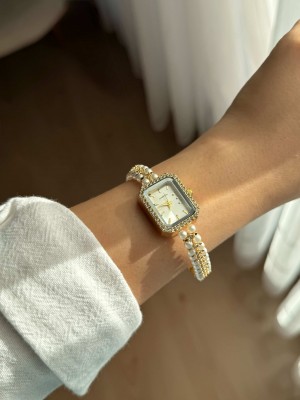 Dikdörtgen Beyaz Kadranlı Altın İnci Kordonlu Kadın Vintage Kol Saati- 30