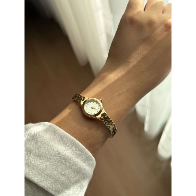 İnce Kordonlu Vintage Çelik Gold Minimal Kadın Kol Saati 33