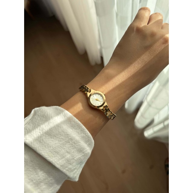 İnce Kordonlu Vintage Çelik Gold Minimal Kadın Kol Saati 33