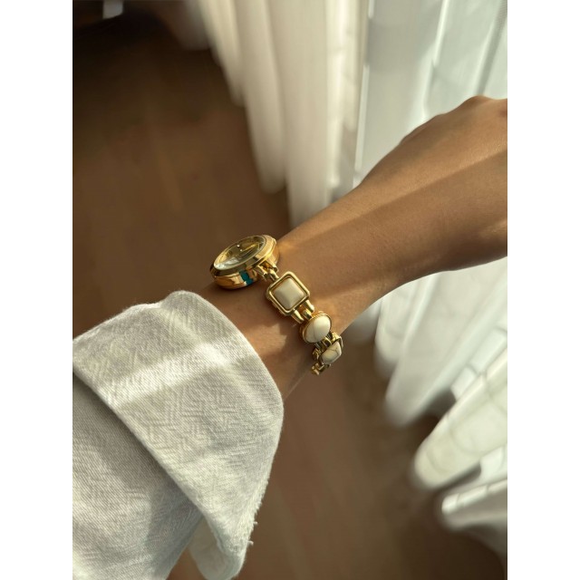 Yuvarlak Kadranlı Beyaz Taşlı Kordon Çelik Gold Kadın Yazlık Kol Saati - 36