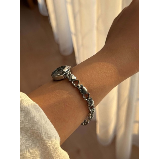 İnce Kalpli Kordon Vintage Çelik Gümüş Minimal Beyaz Kasa Charmlı Kadın Kol Saati -38