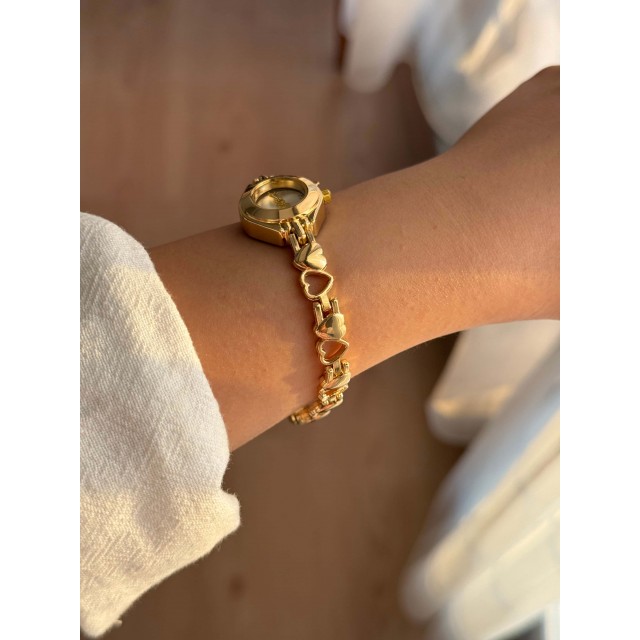 İnce Kalpli Kordon Vintage Çelik Gold Minimal Beyaz Kasa Charmlı Kadın Kol Saati -39