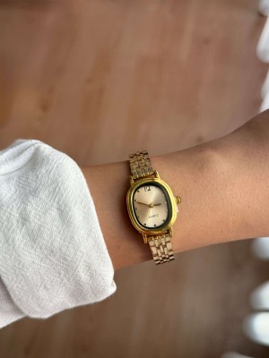 İnce Gold Kordon Minimal Vintage Kadın Kol Saati - 42