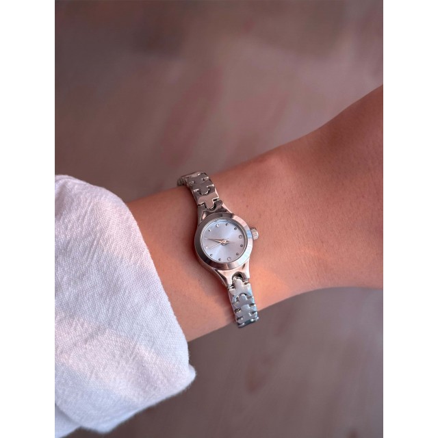 Buz Mavisi Kadran İnce Kordon Vintage Çelik Gümüş Minimal Kadın Kol Saati - 47